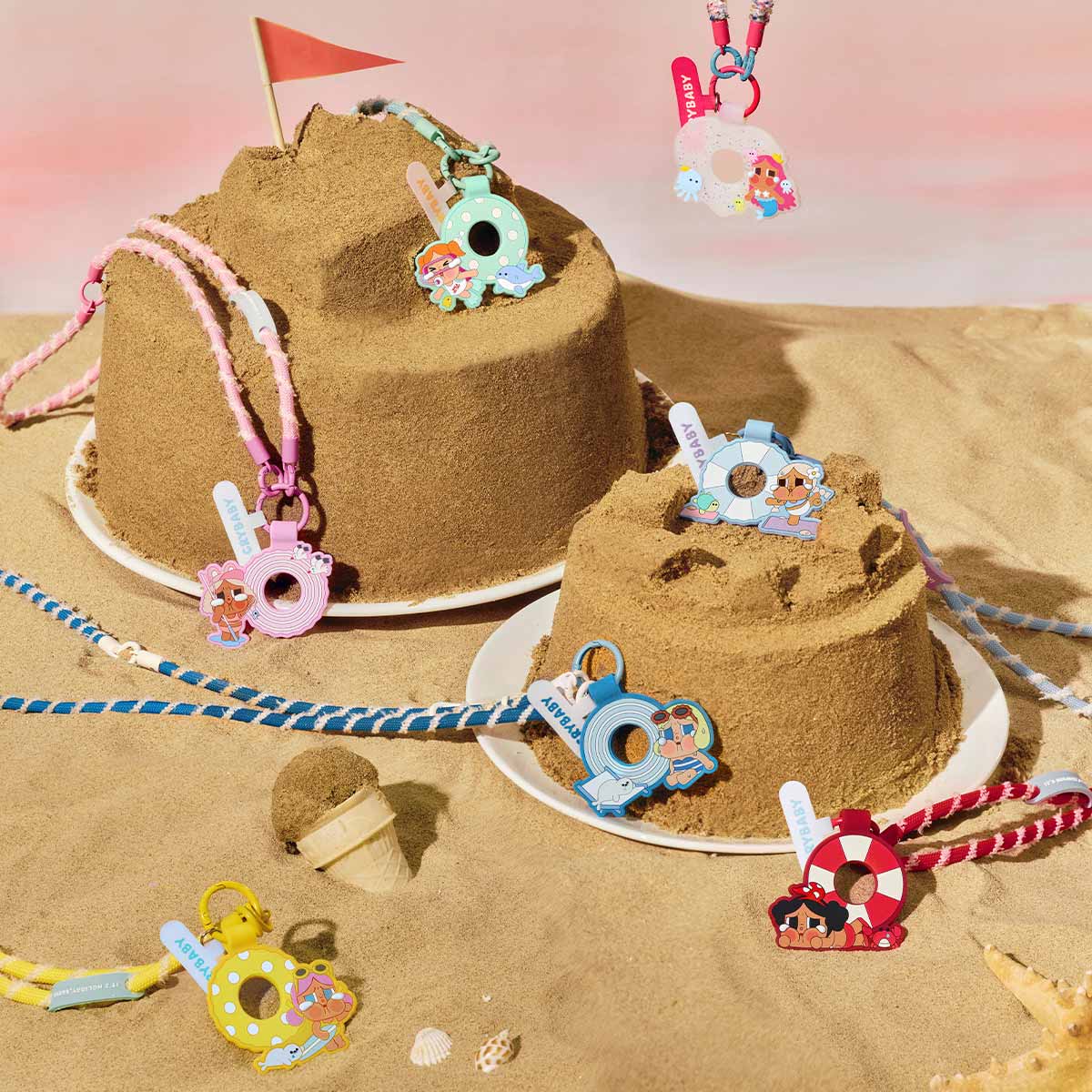 Pop Mart - Crybaby - Vacation Mode On Series-Long Lanyard